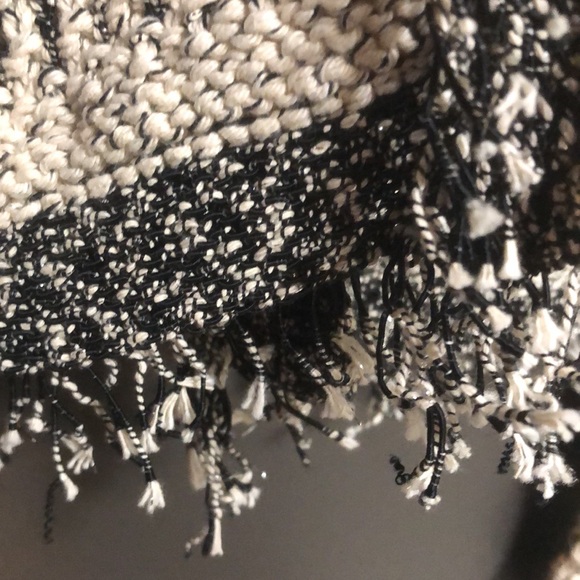 Boston Proper Sweater - Picture 4 of 8